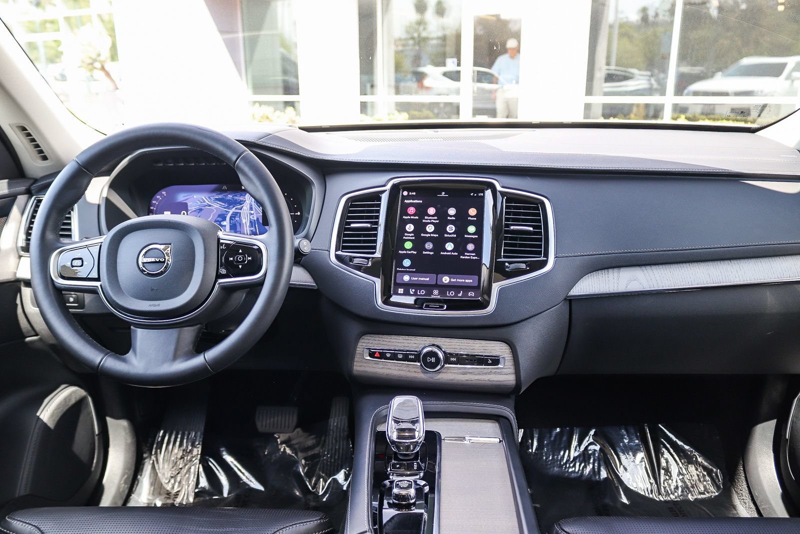Used 2024 Volvo XC90 T8 Ultimate w/ Protection Package Premier AWD/4WD image 14