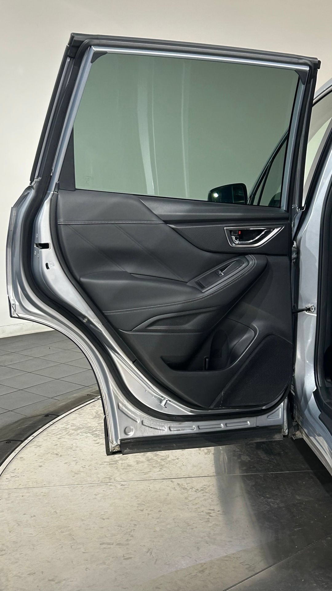 Used 2020 Subaru Forester Limited AWD/4WD image 40