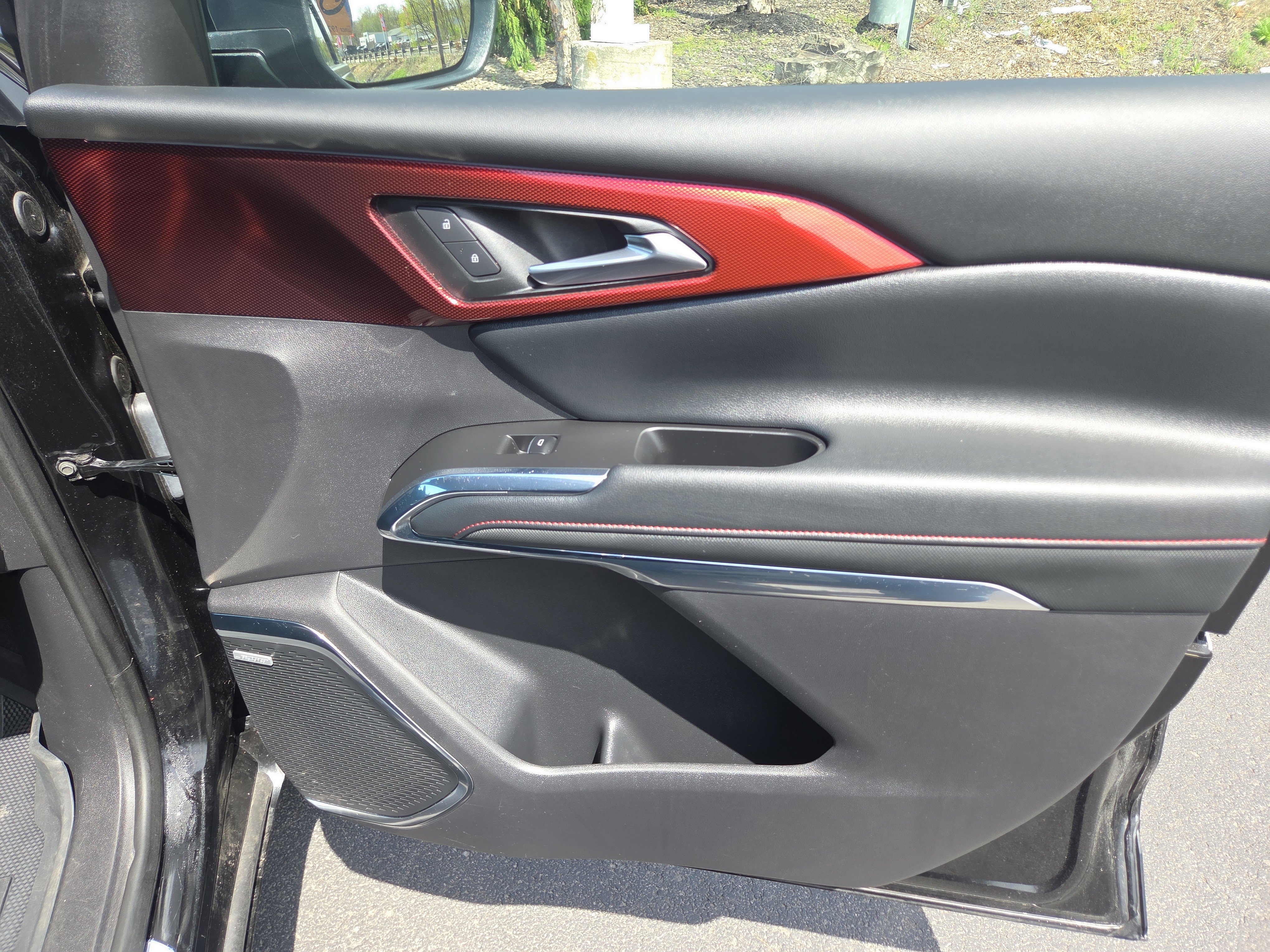 Used 2025 Chevrolet Traverse RS w/ LPO, Floor Liner Package AWD/4WD image 17