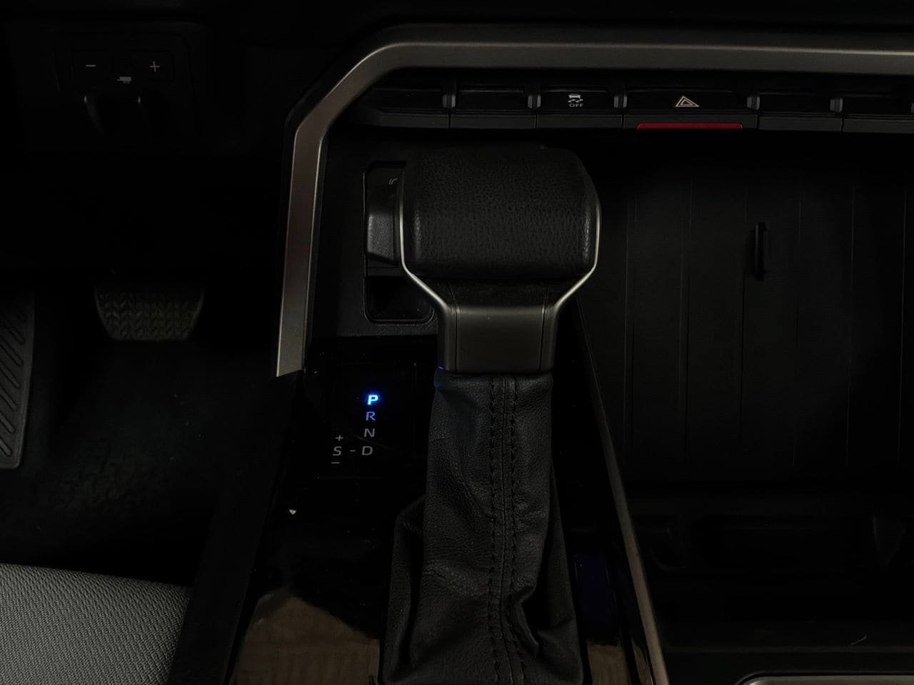 Used 2023 Toyota Tundra SR5 AWD/4WD image 27