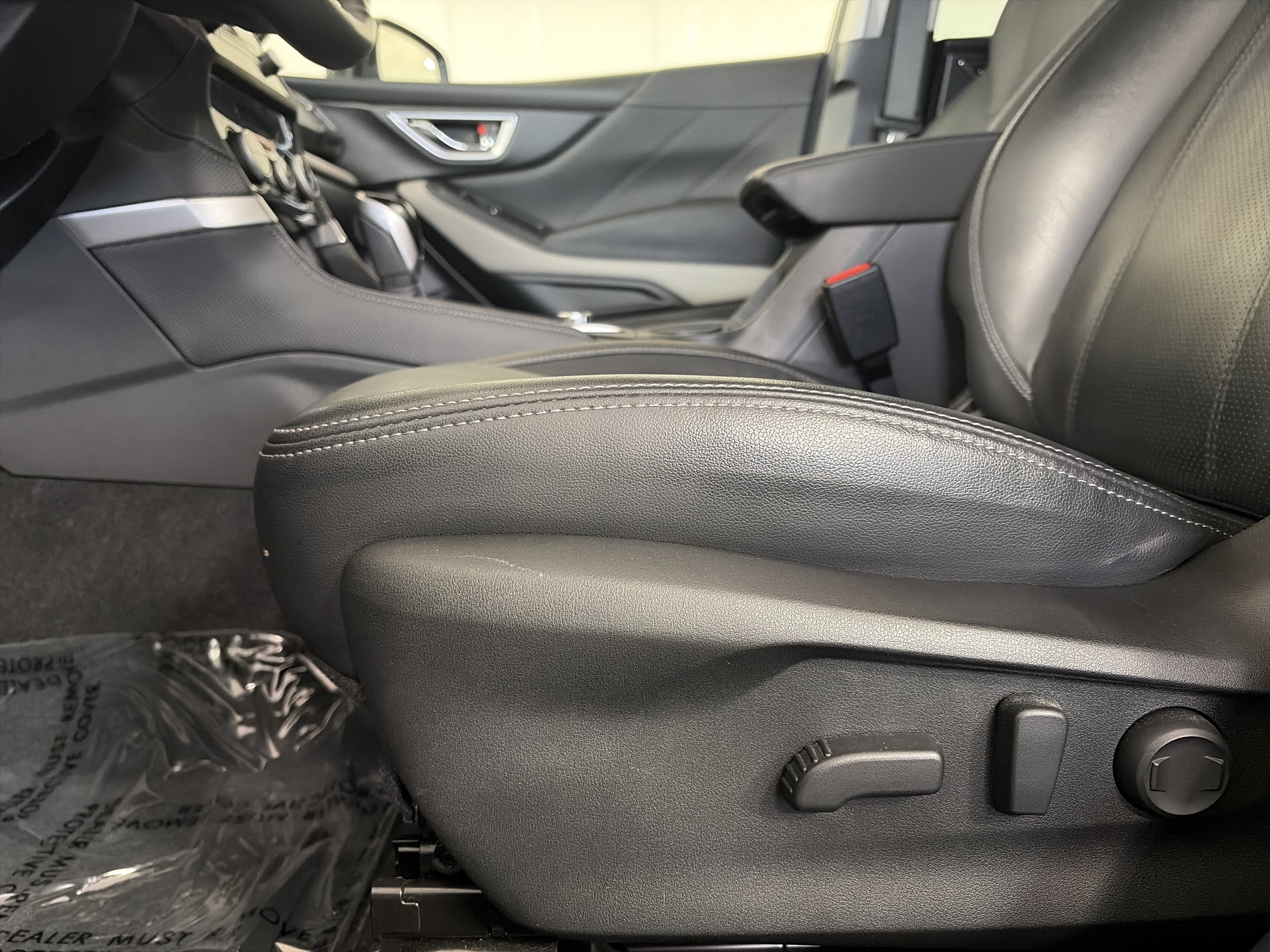 Used 2023 Subaru Forester Limited image 15