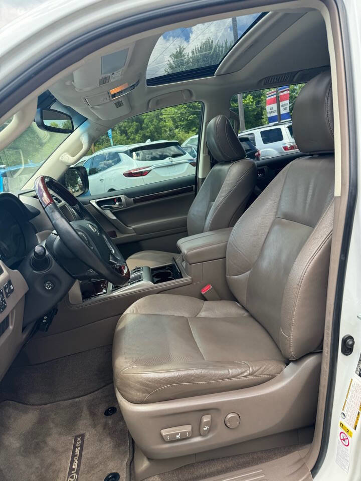 Used 2014 Lexus GX 460 image 22