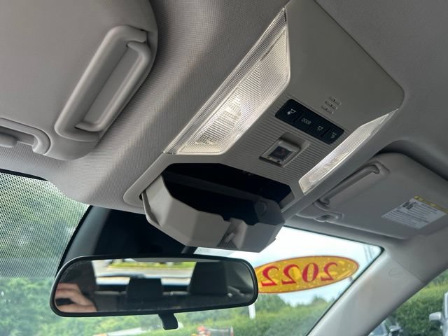 Used 2022 Toyota RAV4 XLE FWD image 29