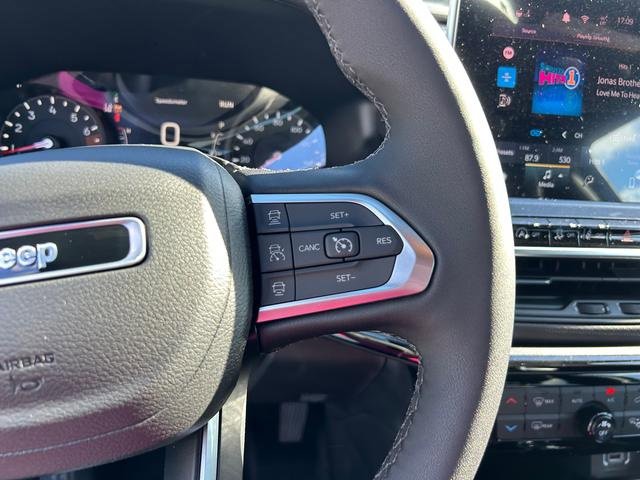 New 2026 Jeep Compass Limited image 21