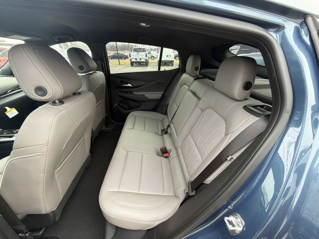 New 2026 Buick Envista Avenir image 18