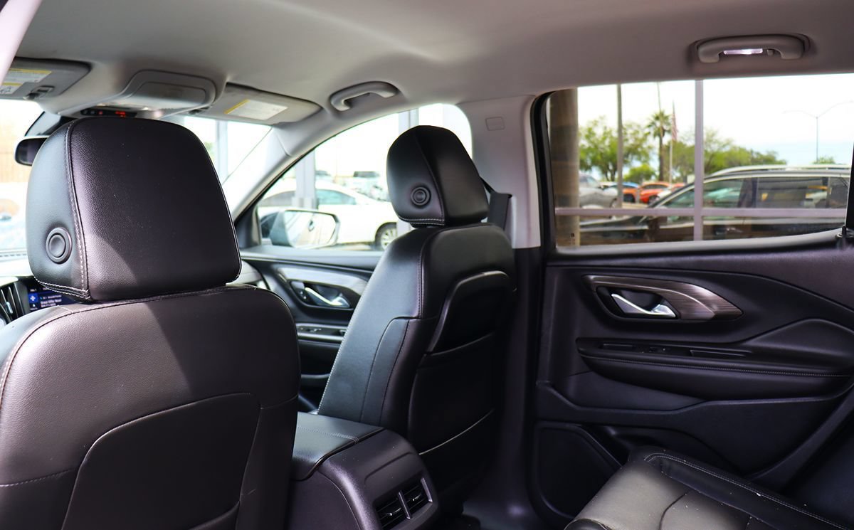 Used 2023 GMC Terrain SLT AWD/4WD image 35