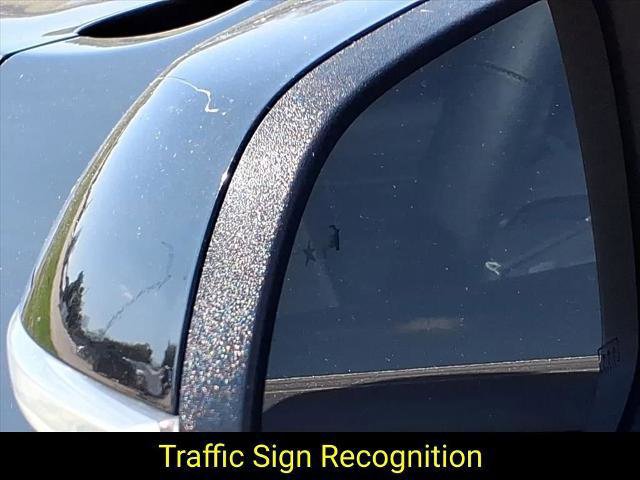 New 2026 Chevrolet Traverse LT w/ Driver Confidence Package image 31