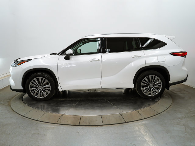 Used 2021 Toyota Highlander Platinum AWD/4WD image 7