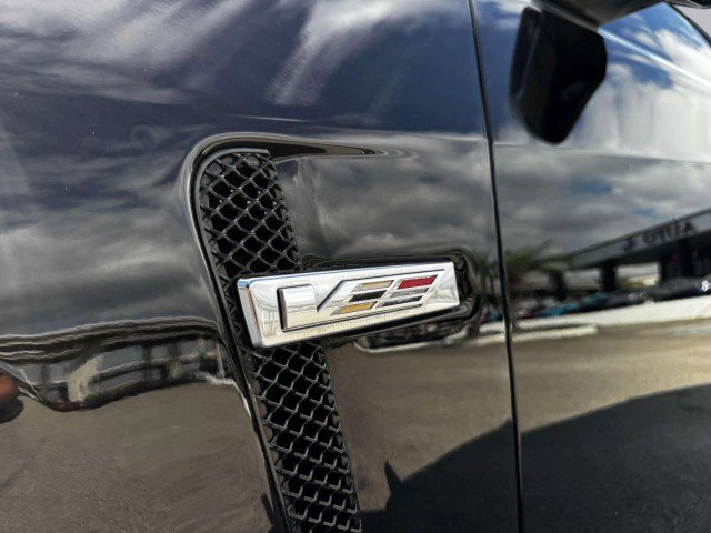 Used 2019 Cadillac CTS V w/ Luxury Package image 14