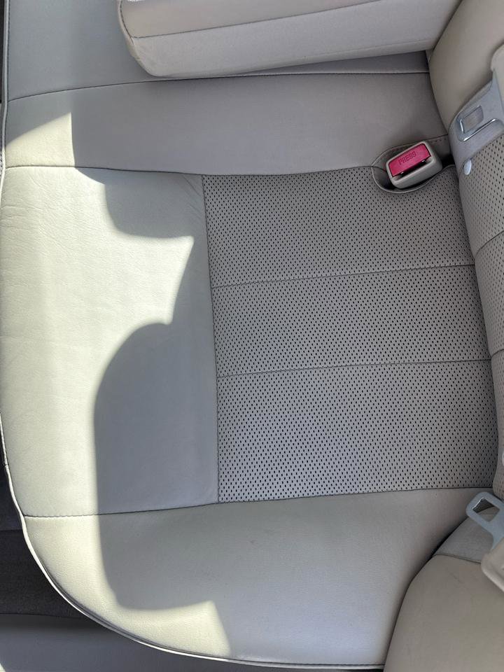 Used 2010 Mercury Milan Premier image 23