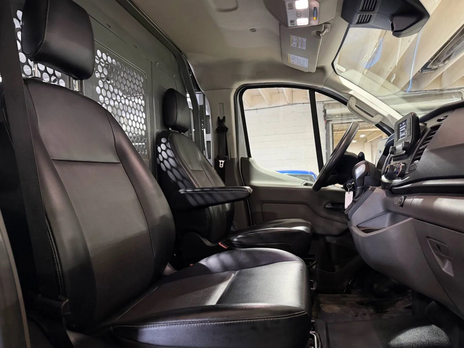 Used 2021 Ford Transit 250 Low Roof RWD image 13