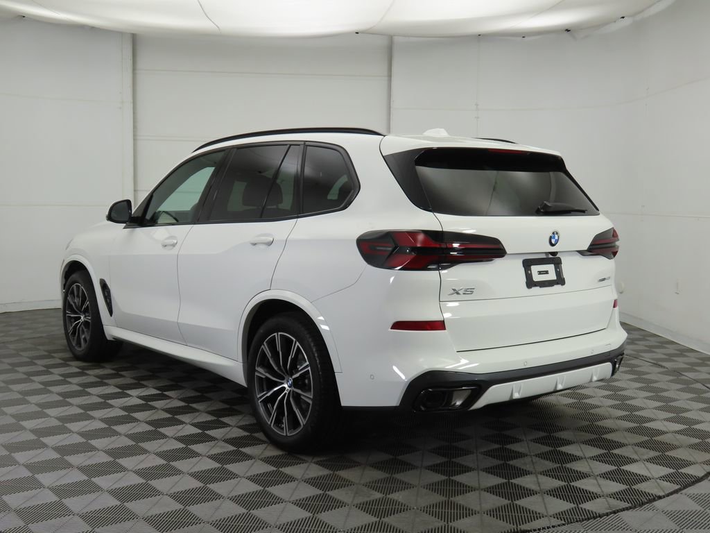 New 2026 BMW X5 sDrive40i w/ M Sport Package image 7