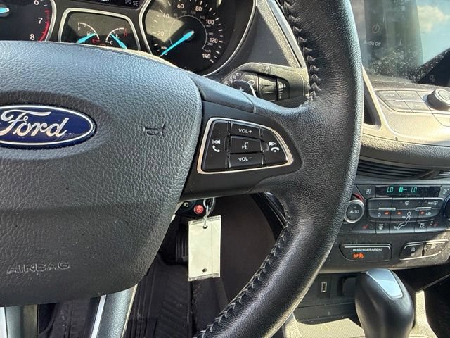 Used 2017 Ford Escape SE w/ Equipment Group 201A AWD/4WD image 17