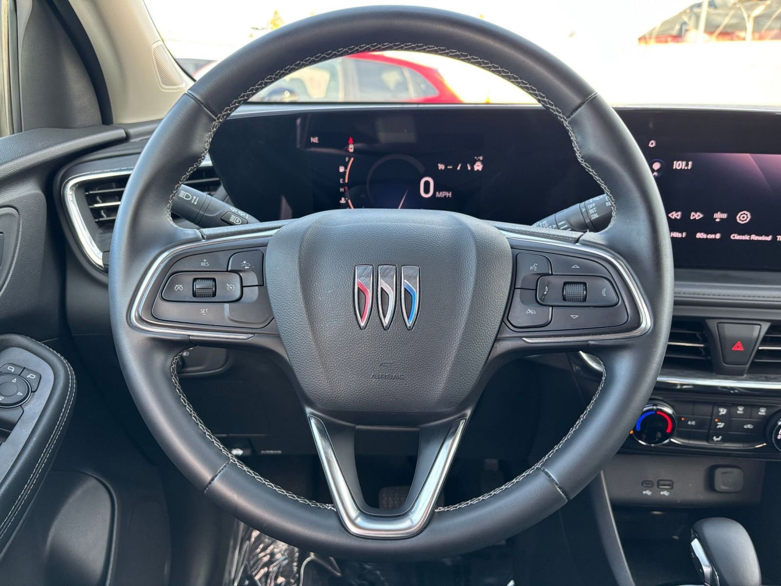 Used 2025 Buick Encore GX Preferred image 27