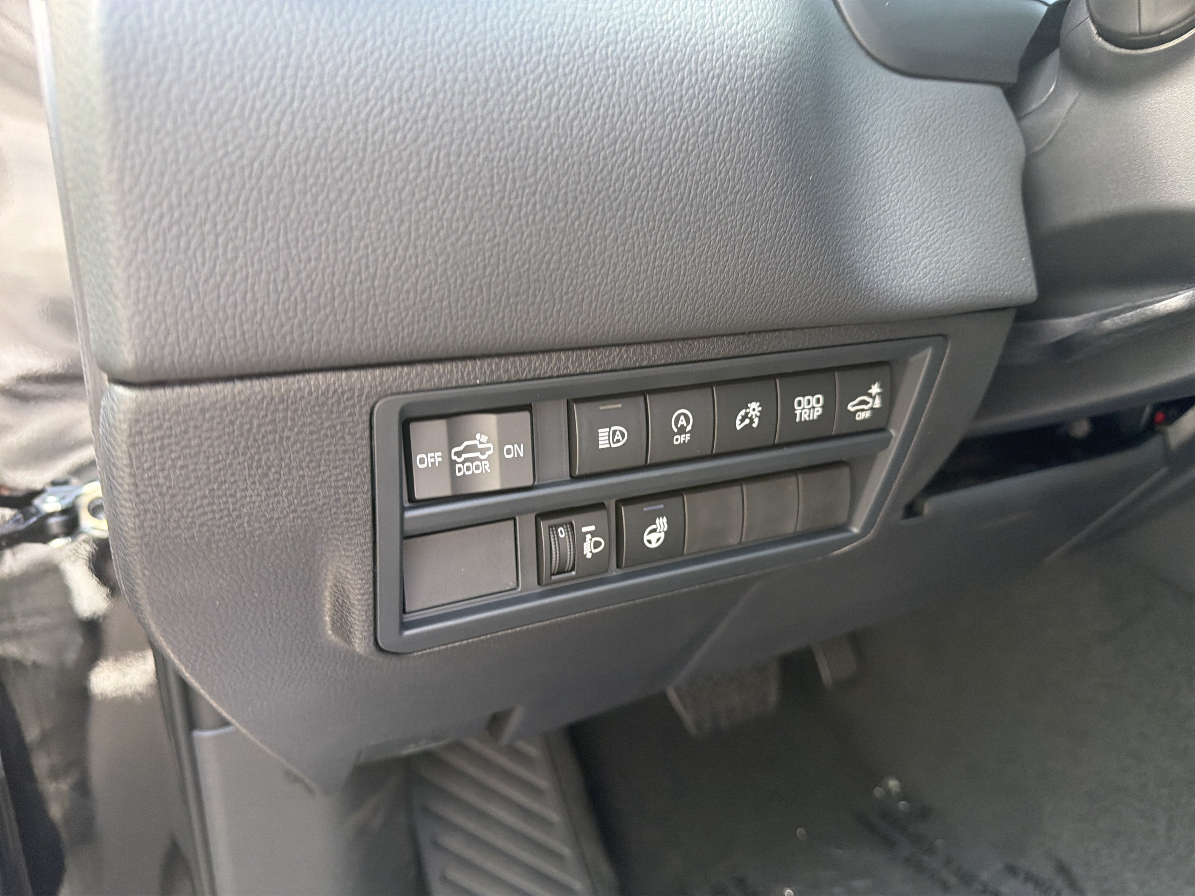 New 2026 Toyota Tundra Limited AWD/4WD image 14