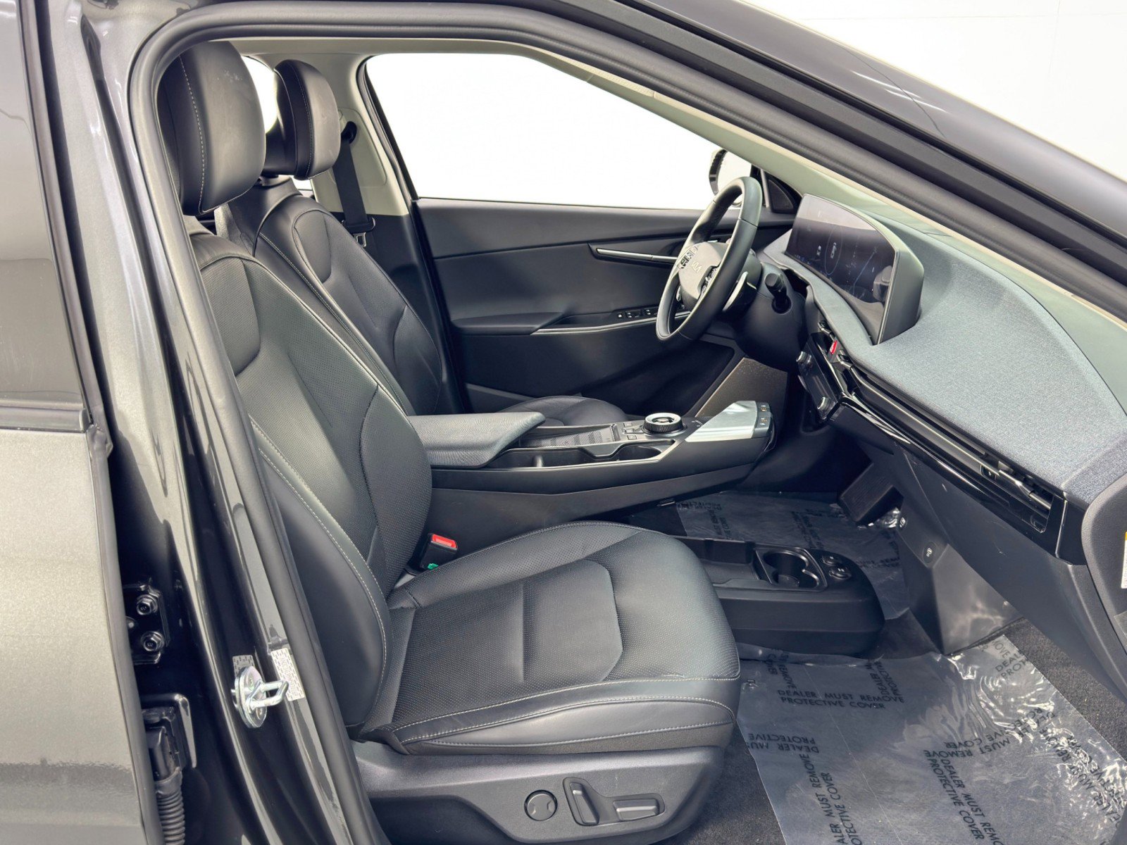 Used 2022 Kia EV6 Wind image 14