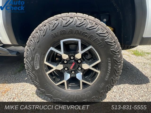 Used 2024 GMC Canyon AT4X AWD/4WD image 5
