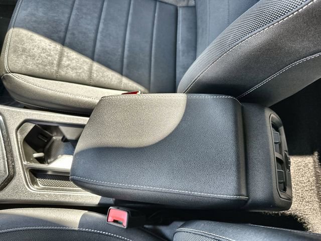 Used 2024 Volkswagen Taos SE image 24