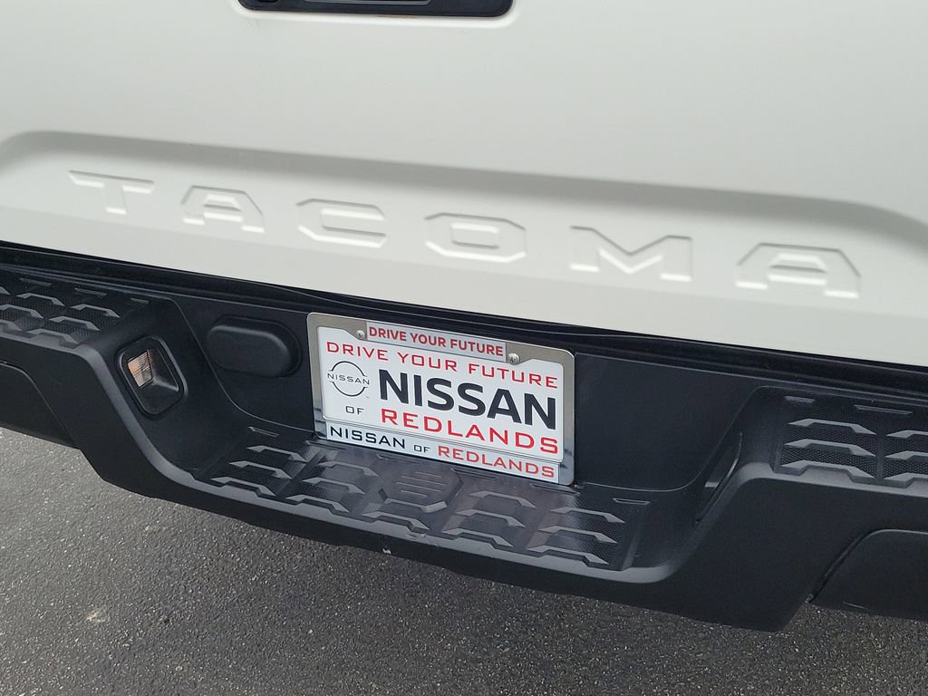 Used 2022 Toyota Tacoma SR AWD/4WD image 27