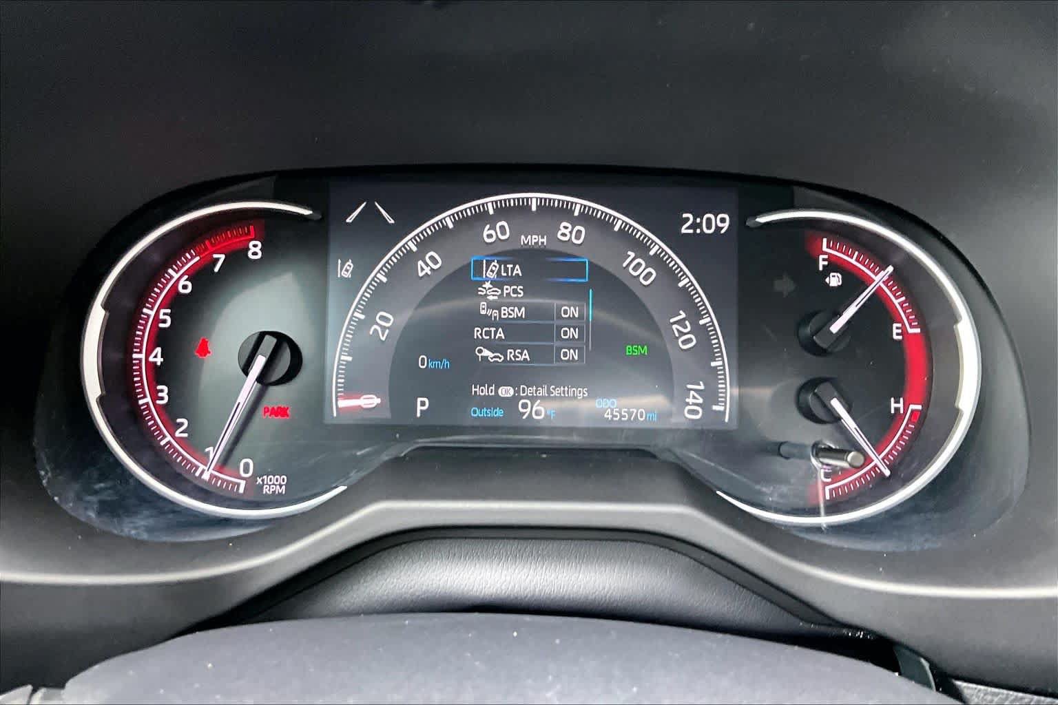 Used 2023 Toyota RAV4 XLE FWD image 40