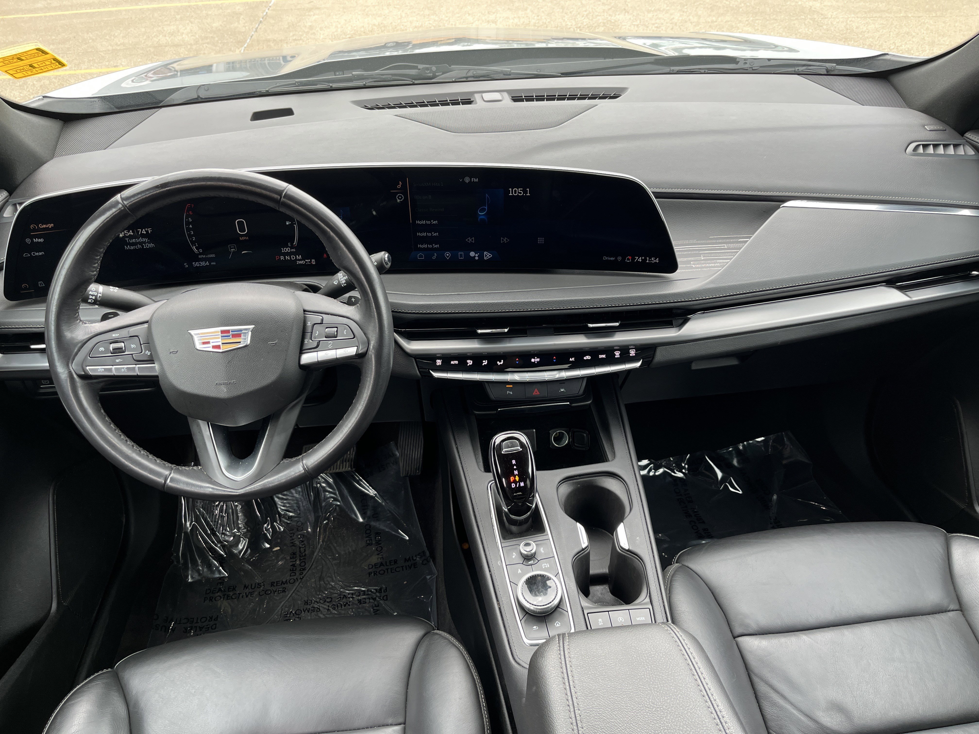 Used 2024 Cadillac XT4 Premium Luxury image 5