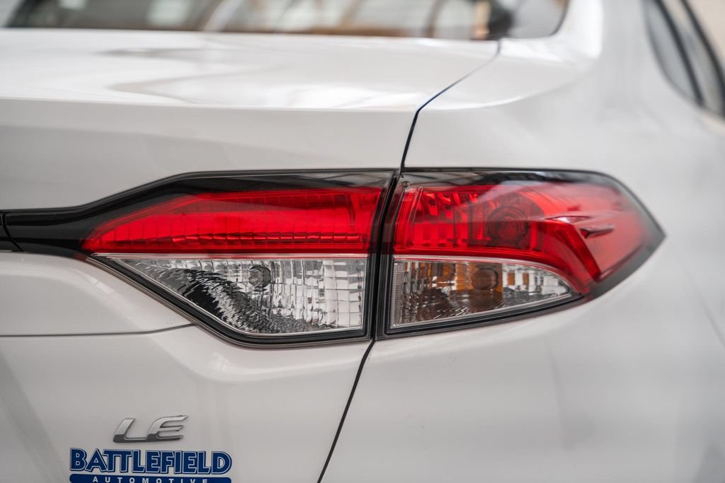 Used 2023 Toyota Corolla LE FWD image 7