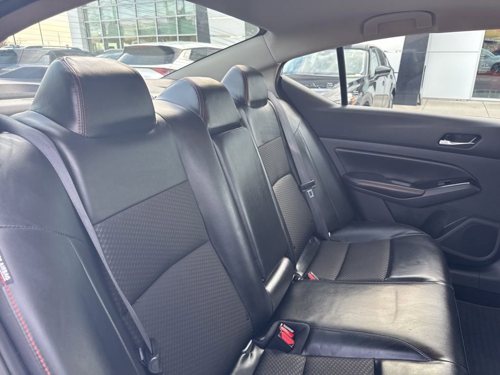 Used 2024 Nissan Altima 2.5 SR image 25