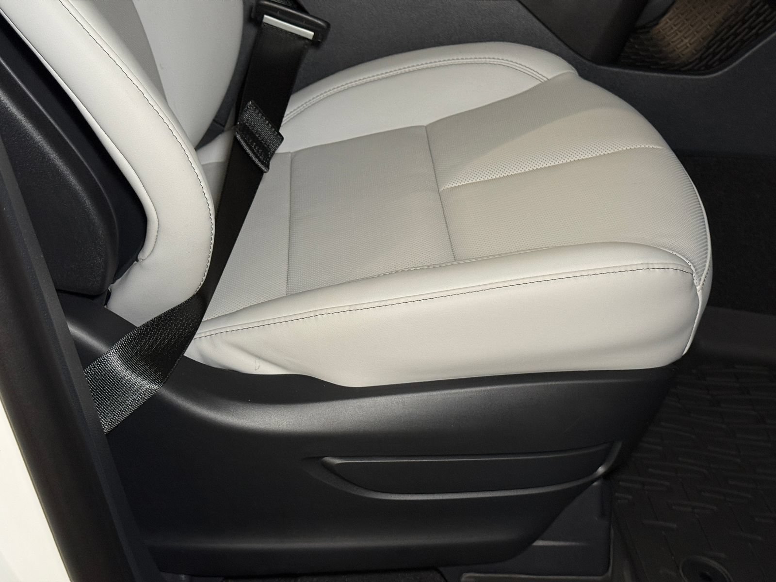 New 2026 Lincoln Aviator AWD image 11