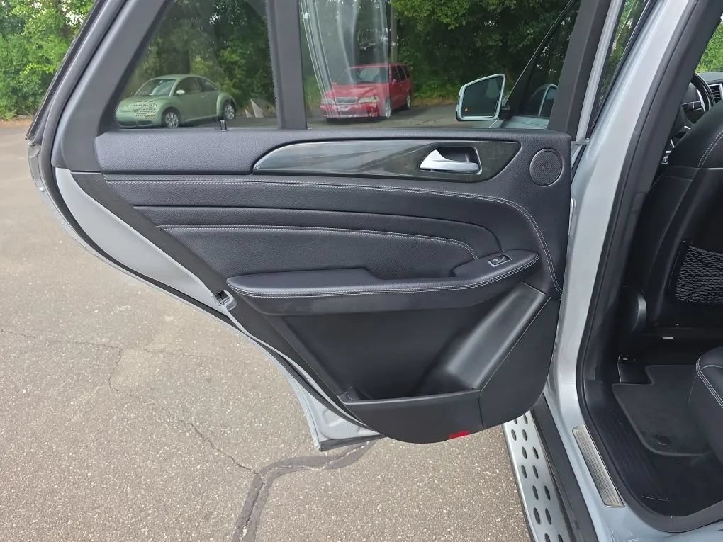 Used 2015 Mercedes-Benz ML 350 2WD image 42