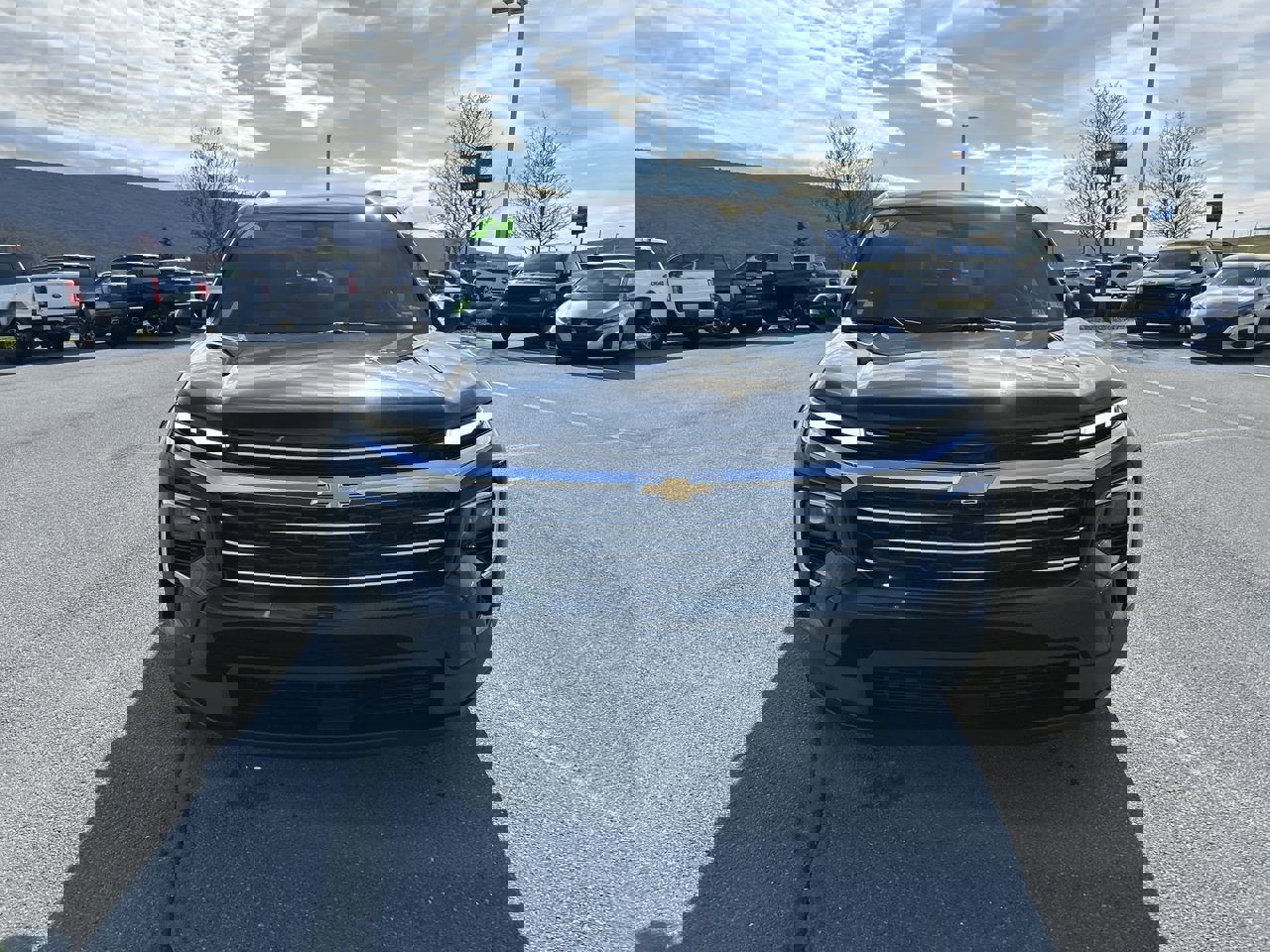 New 2026 Chevrolet Traverse LT image 2