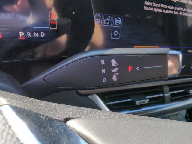 New 2026 Chevrolet Equinox EV LT image 35