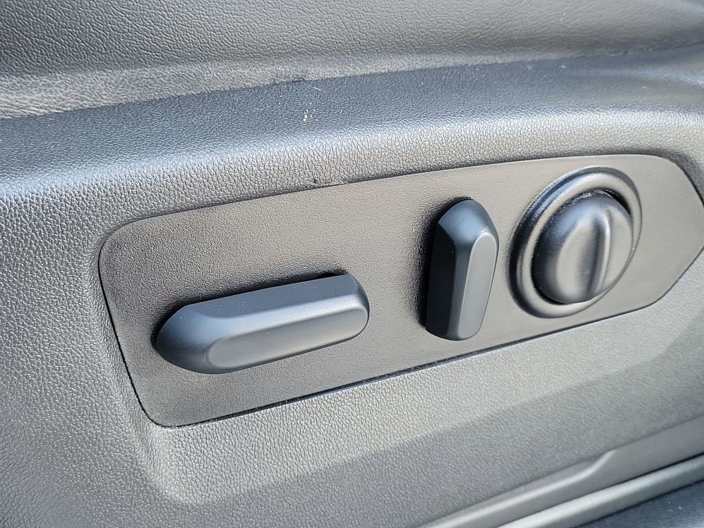 Used 2022 Chevrolet Silverado 3500 High Country AWD/4WD image 27