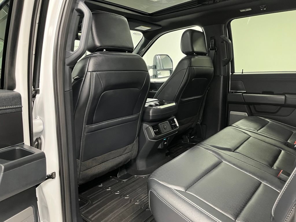 Used 2025 Ford F150 Lariat AWD/4WD image 46
