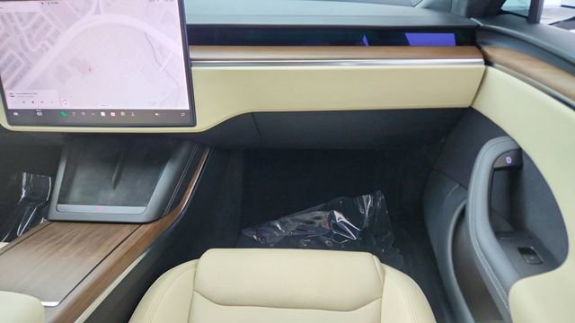 Used 2023 Tesla Model S Standard Range image 35