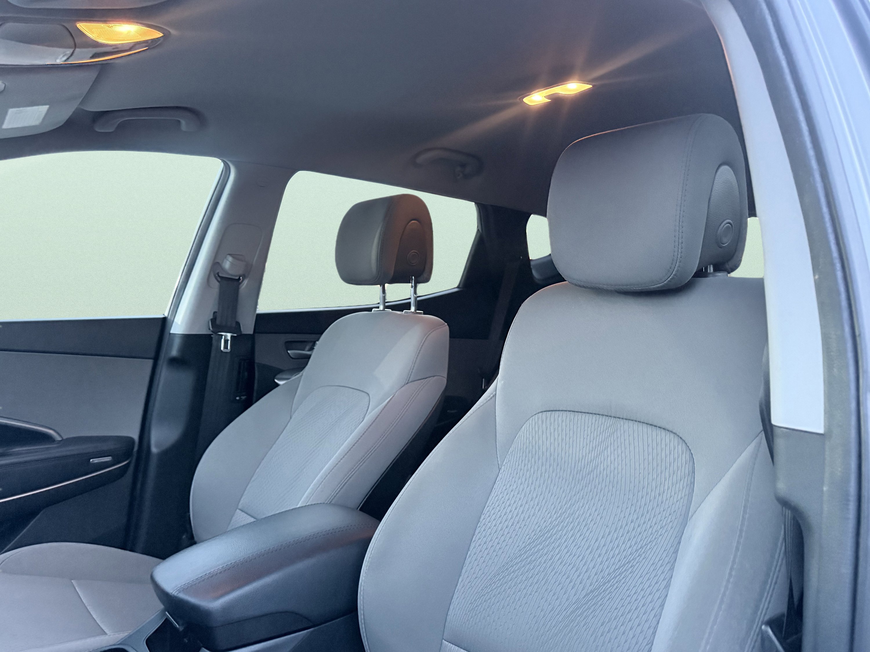 Used 2017 Hyundai Santa Fe Sport FWD image 23