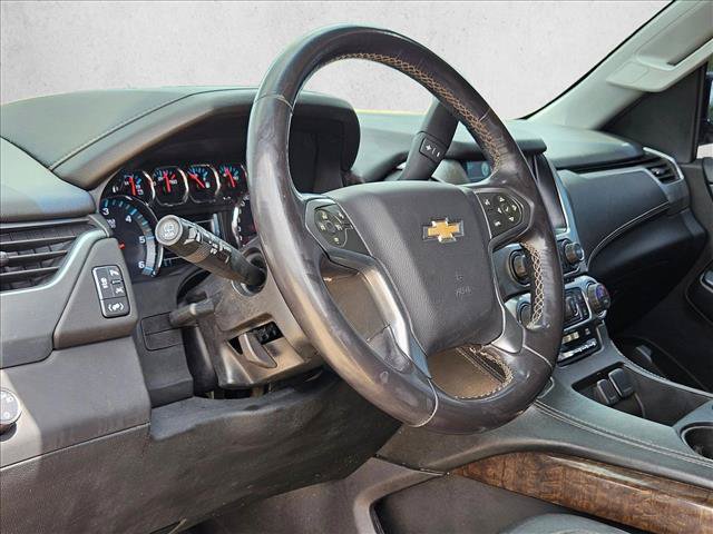 Used 2018 Chevrolet Suburban LT RWD image 10