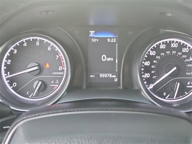 Used 2021 Toyota Camry SE image 10