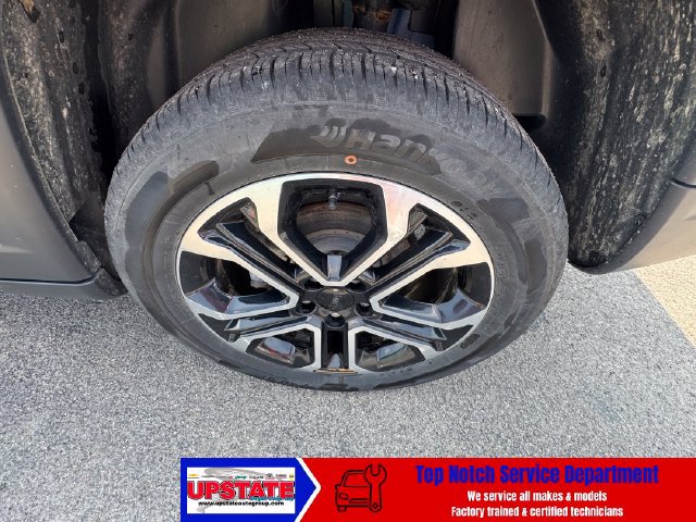 Used 2023 Jeep Compass Limited AWD/4WD image 12