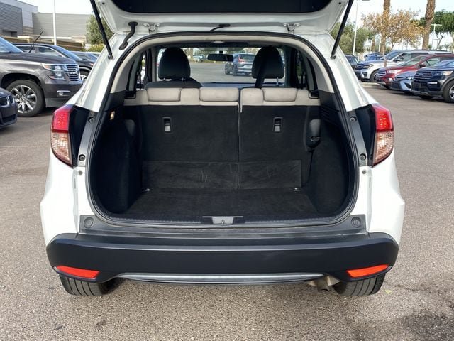 Used 2018 Honda HR-V LX image 14