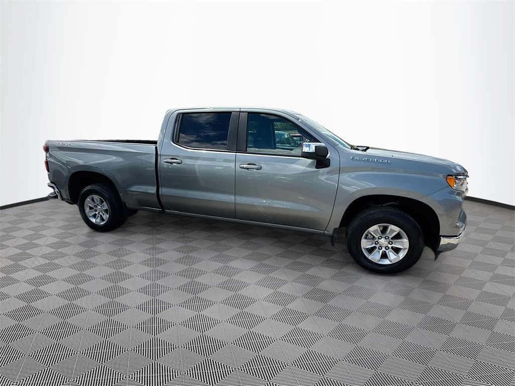 Used 2023 Chevrolet Silverado 1500 LT w/ Protection Package image 4