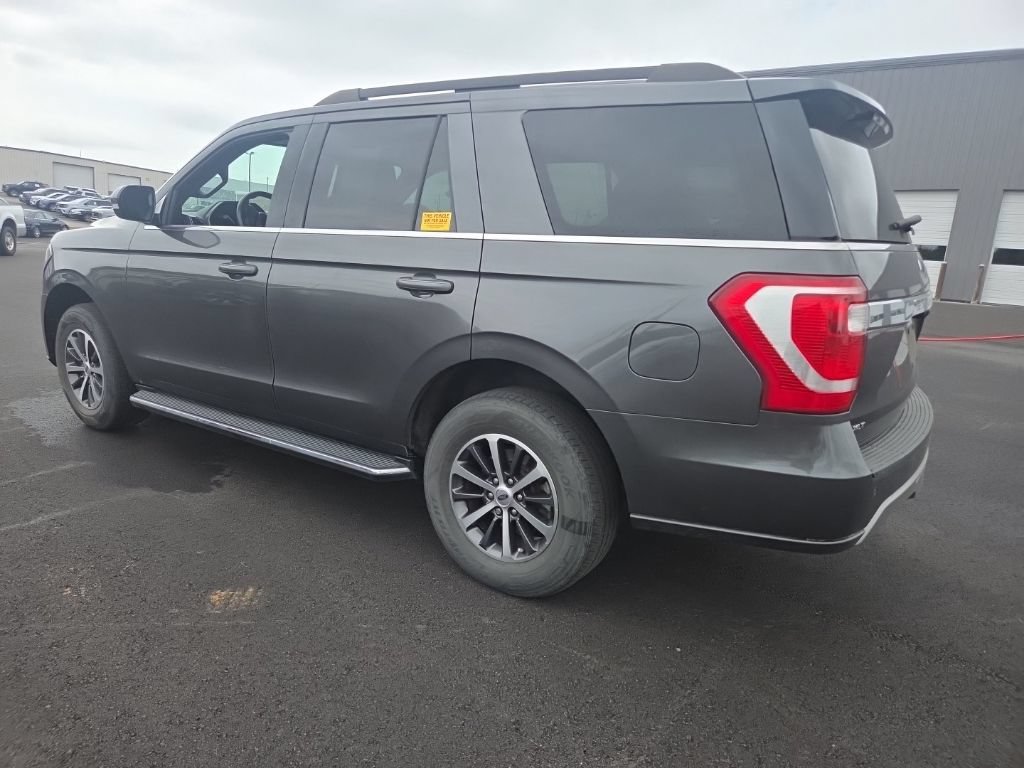 Used 2020 Ford Expedition XLT w/ Equipment Group 202A RWD image 8