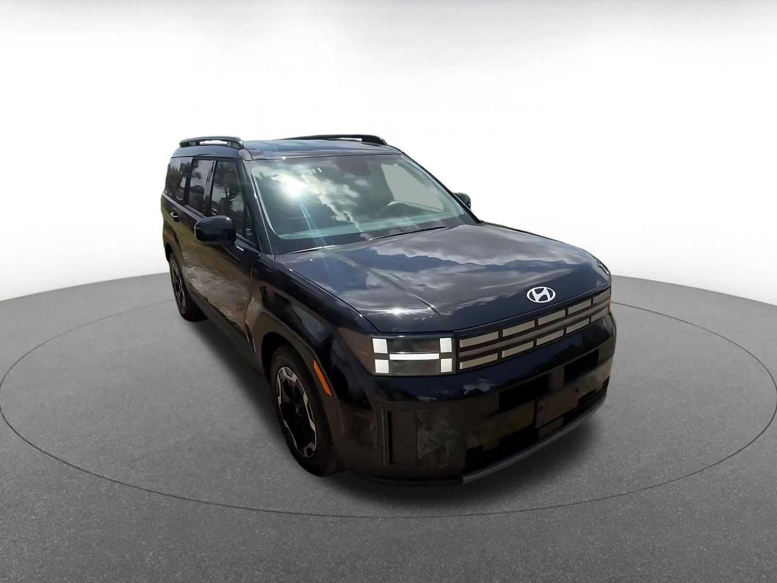 Used 2025 Hyundai Santa Fe SEL image 3