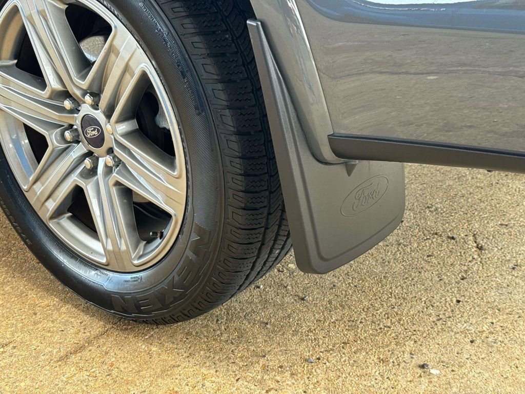 Used 2018 Ford F150 XLT w/ Equipment Group 301A Mid image 5