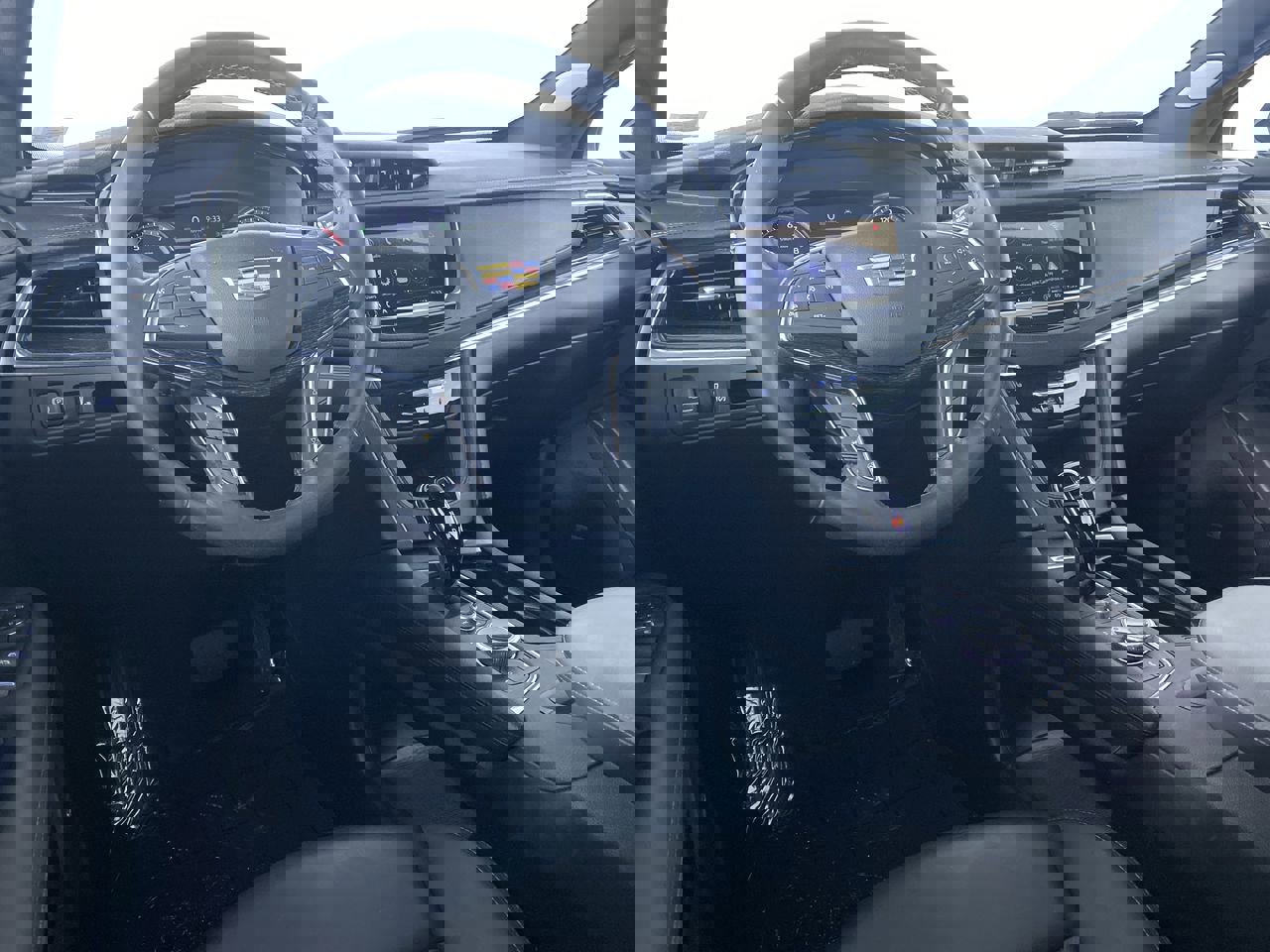 Certified 2023 Cadillac XT5 Premium Luxury w/ LPO, Floor Liner Package image 2