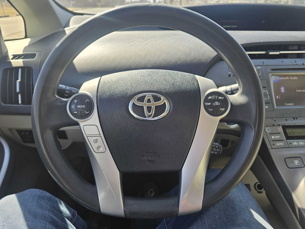 Used 2015 Toyota Prius Two FWD image 14