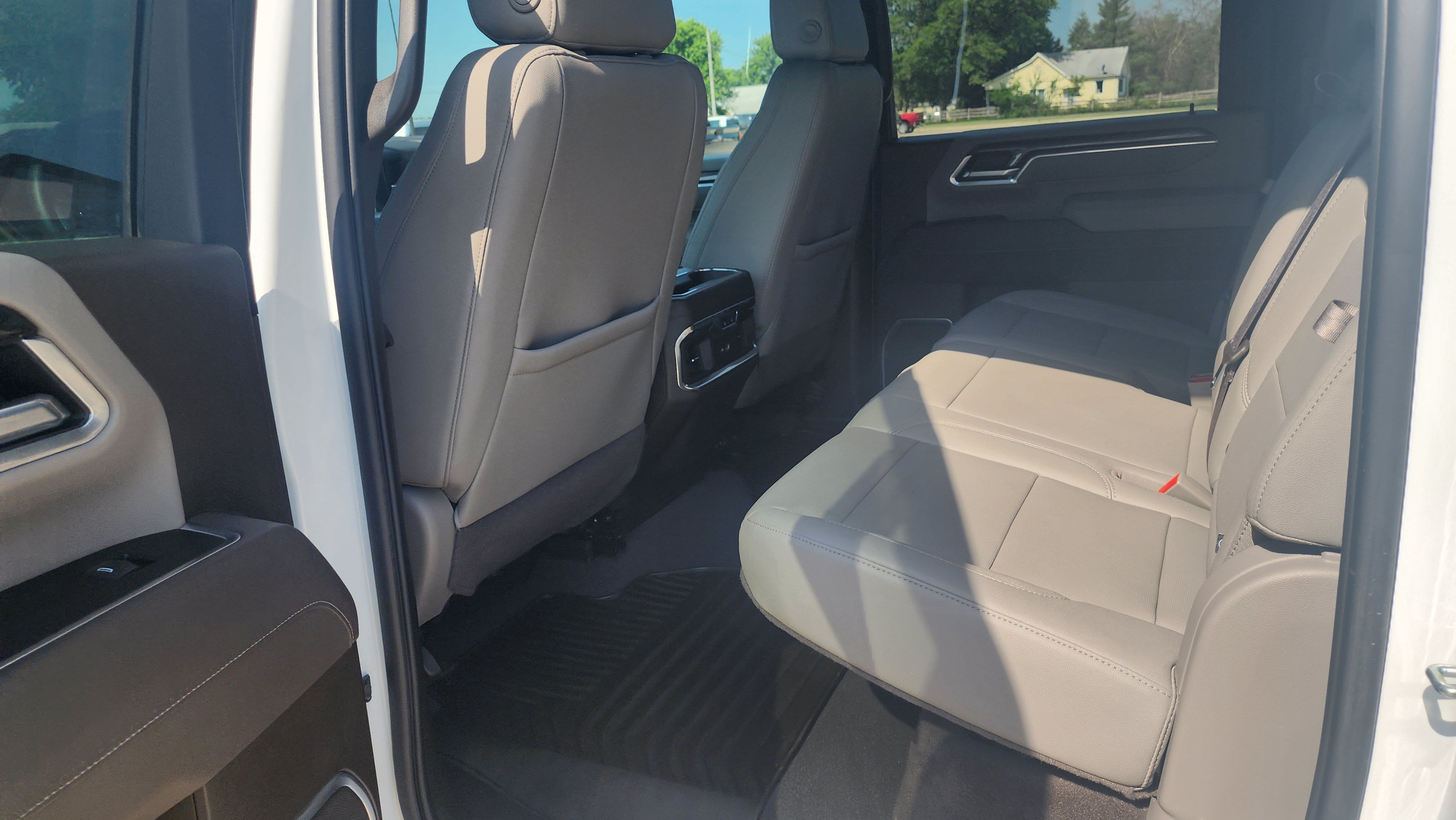 Certified 2026 Chevrolet Silverado 2500 LTZ w/ LTZ Plus Package AWD/4WD image 8