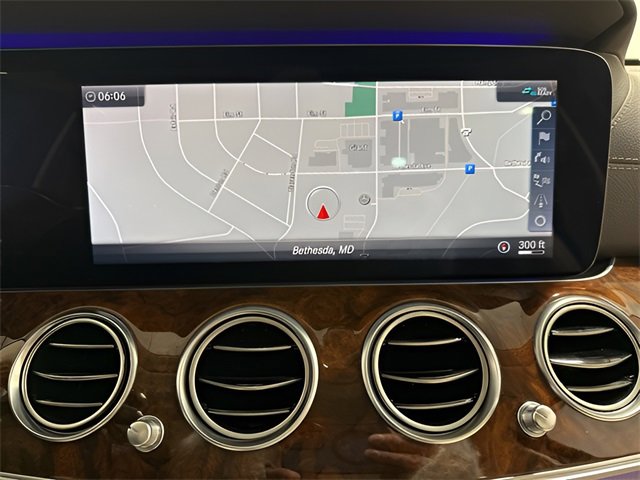 Used 2020 Mercedes-Benz E 350 4MATIC Sedan image 19