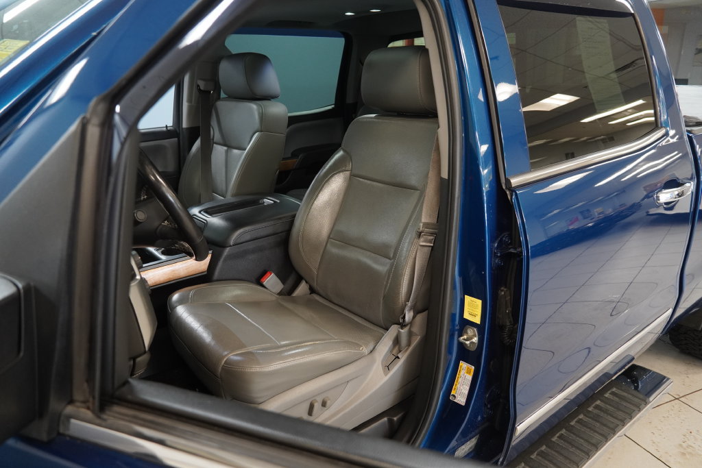 Used 2015 Chevrolet Silverado 1500 LTZ w/ LTZ Plus Package AWD/4WD image 4