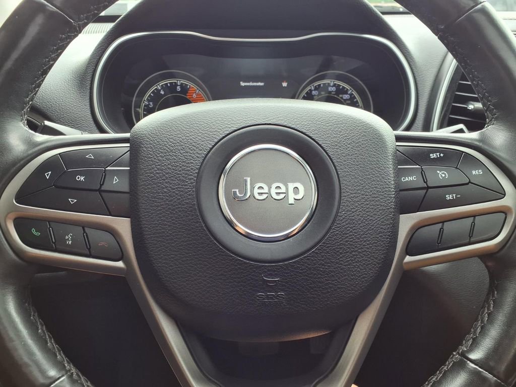 Used 2019 Jeep Cherokee Limited w/ Luxury Group image 20