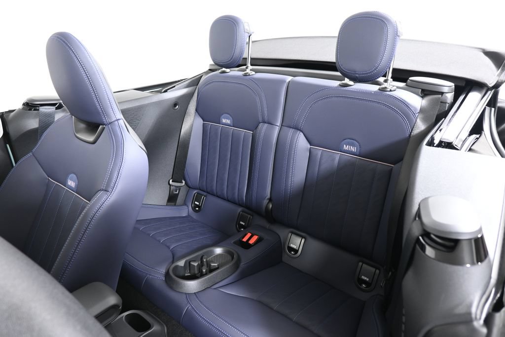 Used 2026 MINI Cooper S FWD image 30